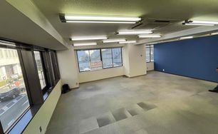 甲府市中央1丁目　貸店舗（一部）
